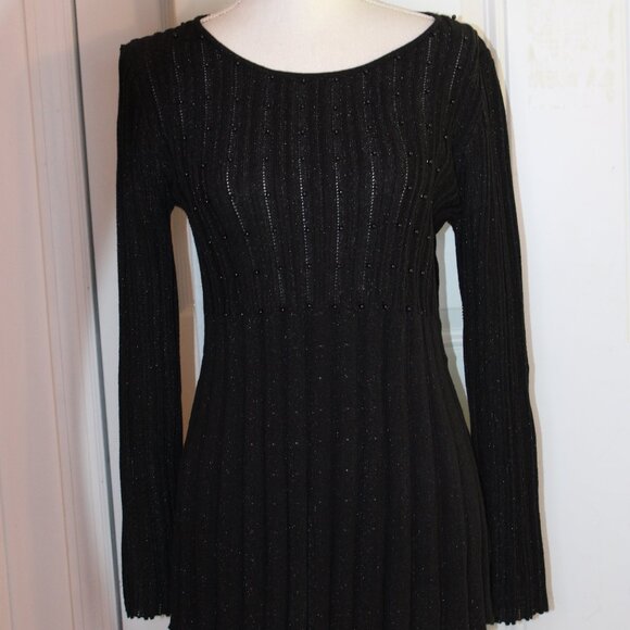 Skye's the Limit, Black Beaded Long Sleeved Pleated Sweater, Size L - Picture 1 of 5